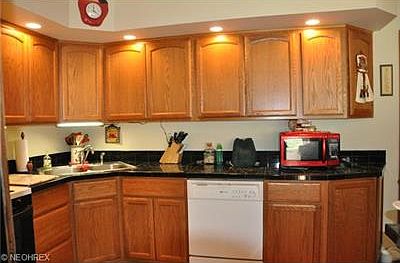 5th image of 1451 Yale Dr