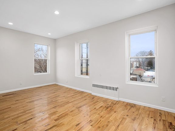 2nd image of 9415 Foster Ave Floor 2