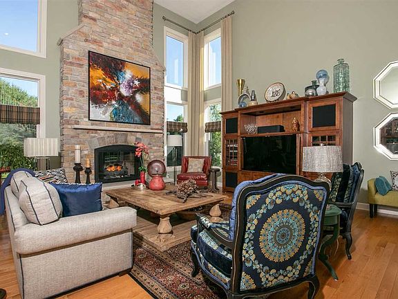 5th image of 3210 Windsong Ct
