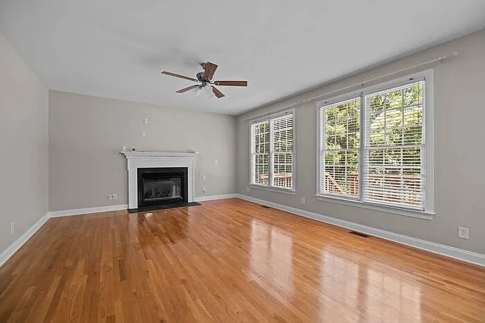 2307 Keara Way — Photo 8