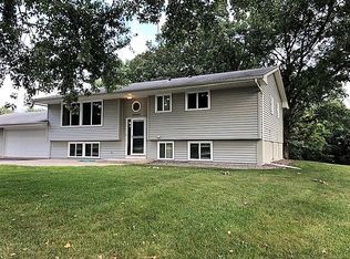 1301 County Road 42 E, Burnsville, MN 55306