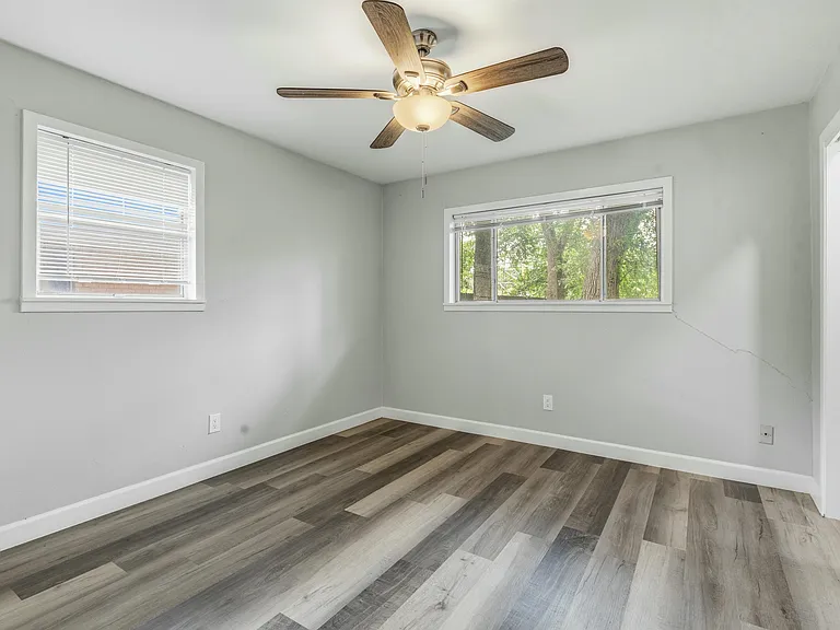 1508 Grantland Cir — Photo 15