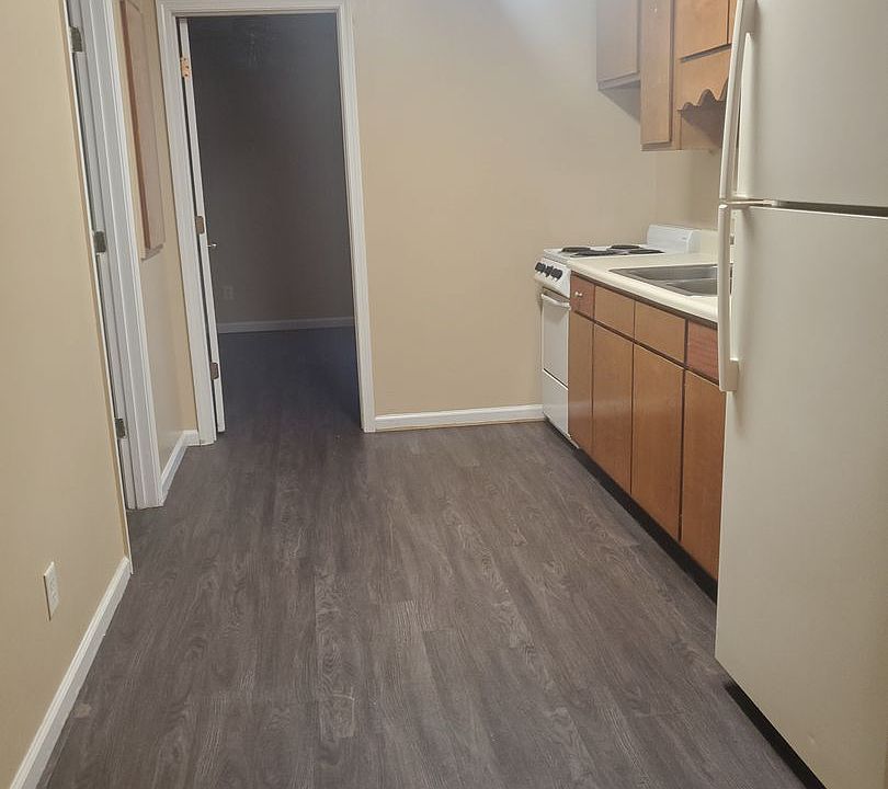 Henderson Road 8 Plex Apartments 730 Henderson Rd Dublin GA Zillow