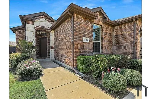 1520 Summit View Ln Photo 1
