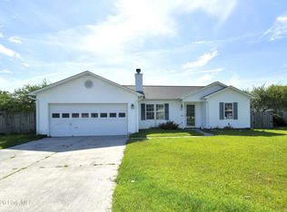 309 Kenilworth Pl, Hubert, NC 28539