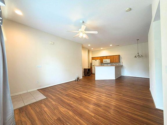 3rd image of 18437 W 156th Ter Unit 3500