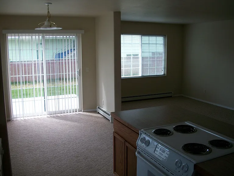 1304 W Babcock St #B — Photo 27
