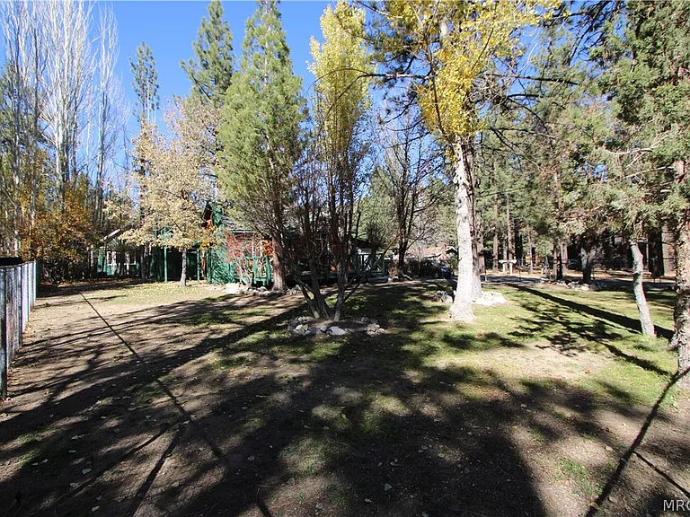 331 W North Shore Dr — Photo 28