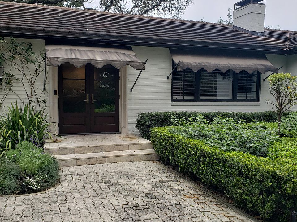 1st image of 251 E Kings Way