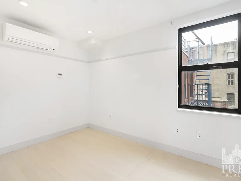 205 Avenue A #5A — Photo 7