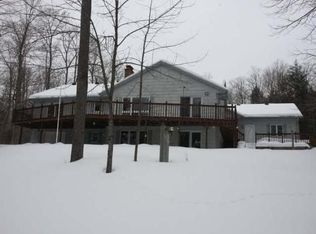 7076 E Tower Rd, Rhinelander, WI 54501