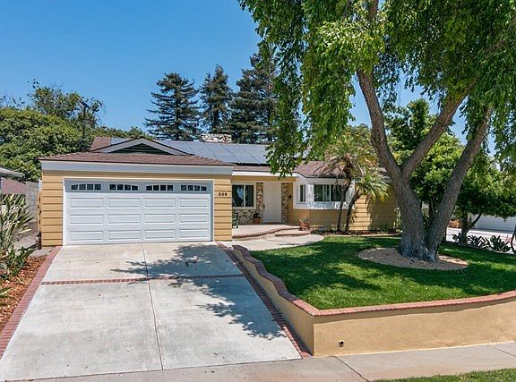 308 Shamrock Dr-MLS_Size-002-5-Front Ext