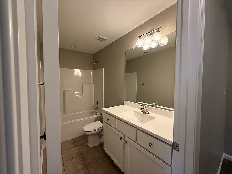 270 Mabdarin Dr — Photo 24