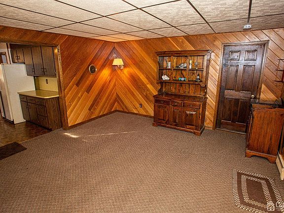 3rd image of 40 Price St