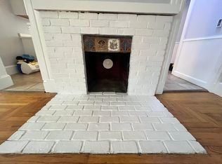 2 Summer St #1, Newport, RI 02840