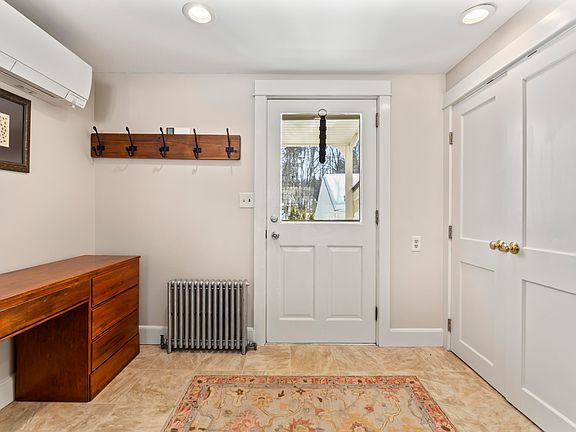 4th image of 47 Pleasant Hill Road