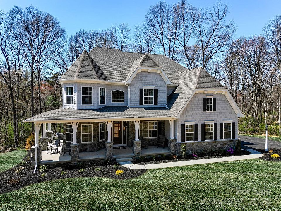 1st image of 847 Lakeforest Dr