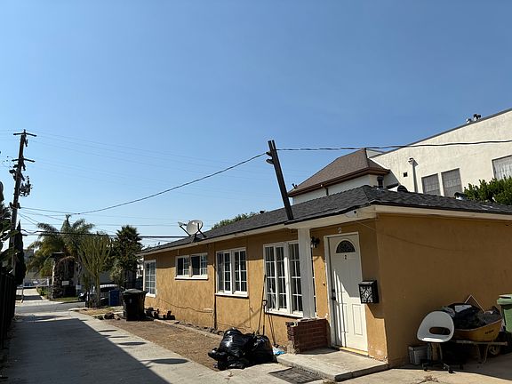 2nd image of 922 N Cedar St #2