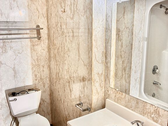 4th image of 219 W Converse St APT 20