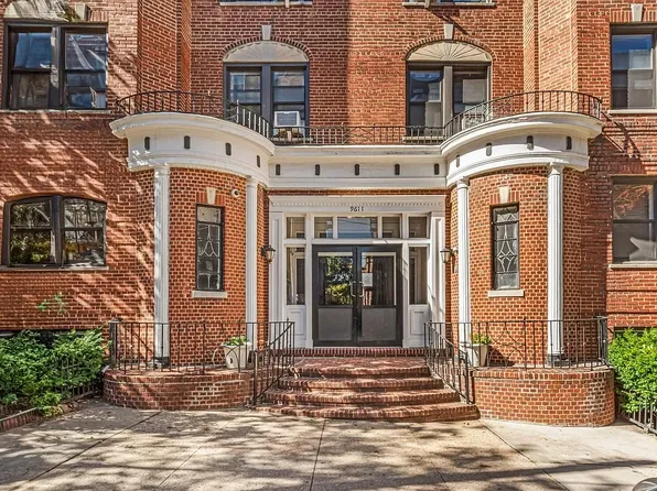 96-11 65th Road image 11 of 11