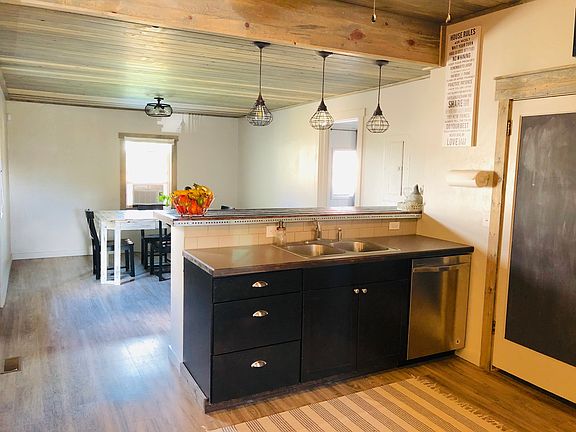 Kitchen into dining room