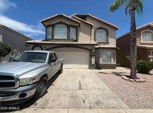 1027 N Sparrow Dr, Gilbert, AZ 85234