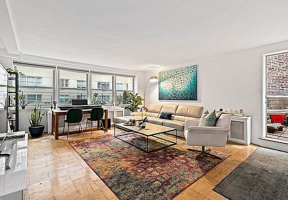 3rd image of 141 E 55th St APT 11D