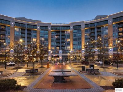 220 S 31st Ave APT 3206, Omaha, NE, 68131