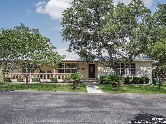 2nd image of 32732 Stahl Ln