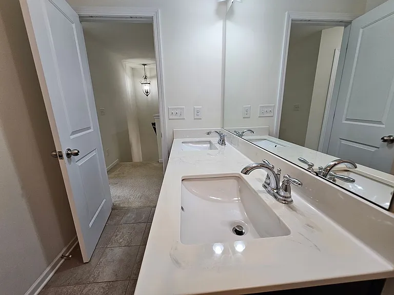 12540 Savannah Cottage Dr — Photo 19