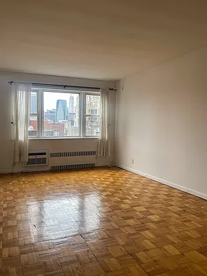 Rented by Brown Harris Stevens | media 4