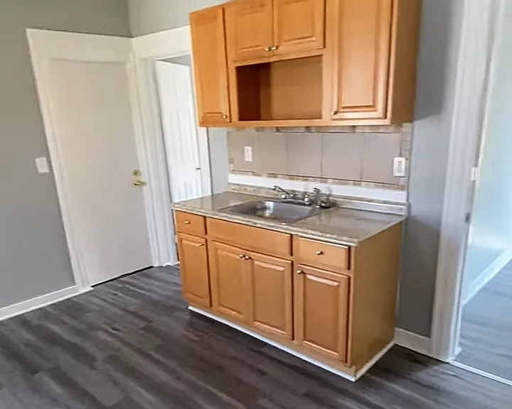 101 Woolsey St #3 — Photo 3