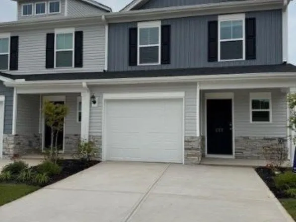 221 Stonyway Ln, Easley, SC 29640