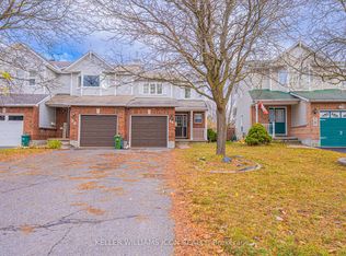 48 Blackdome Cres, Ottawa, ON K2T1A9