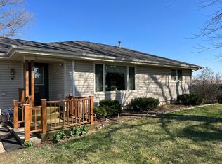 3509 S Baileyville Rd, Freeport, IL 61032