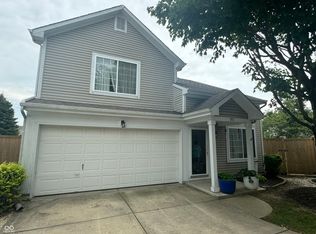 551 Mountain Pine Dr, Greenwood, IN 46143