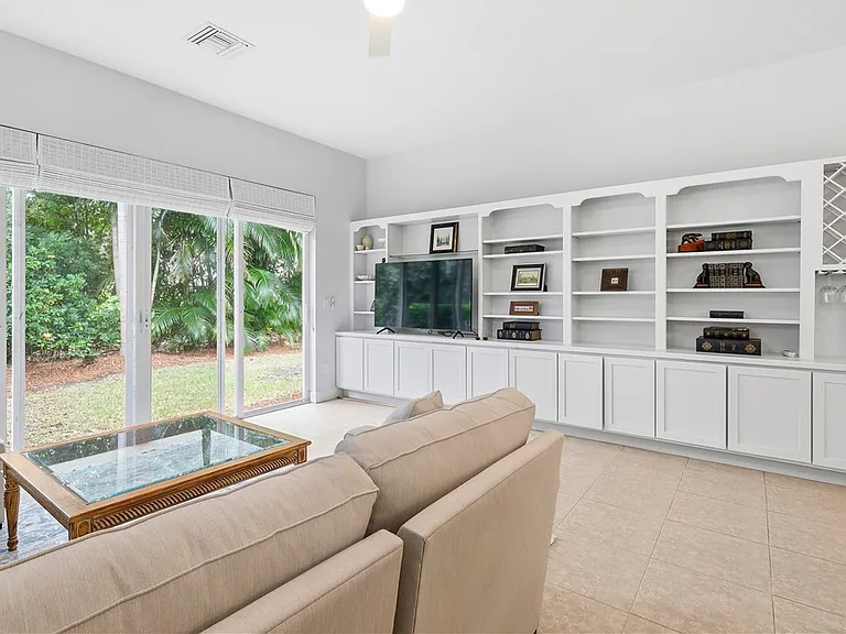 2065 Indian Summer Ln — Photo 10