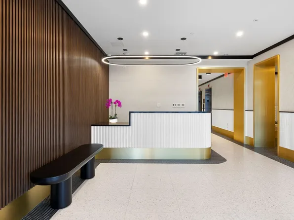 159 Boerum Street image 18 of 24