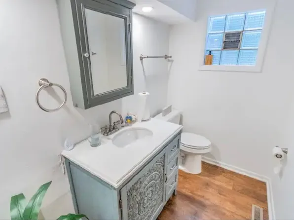 8301 Hickory Ave, Gary, IN 46403