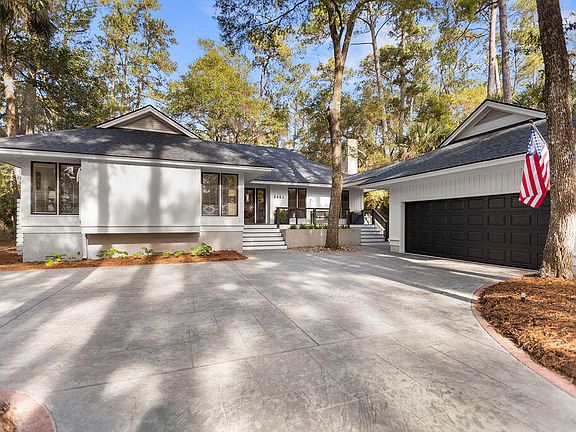 2nd image of 2963 Seabrook Island Rd