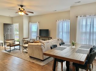 400 Circus Ave APT 101, Columbia, MO 65201