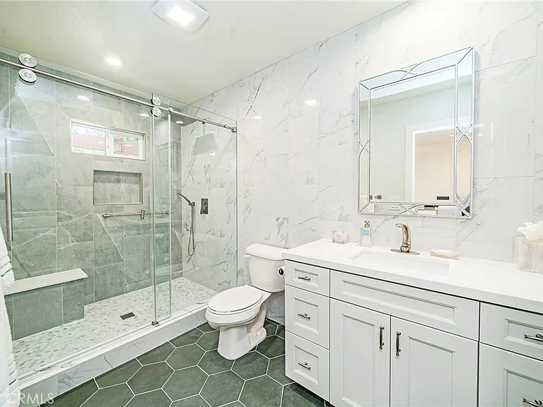 2220 Jose Way — Photo 27