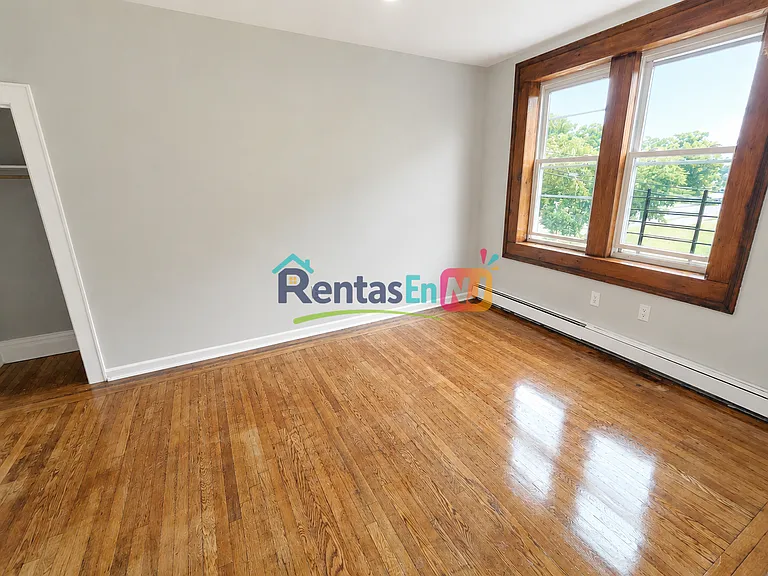 658 Sanford Ave #G1 — Photo 3