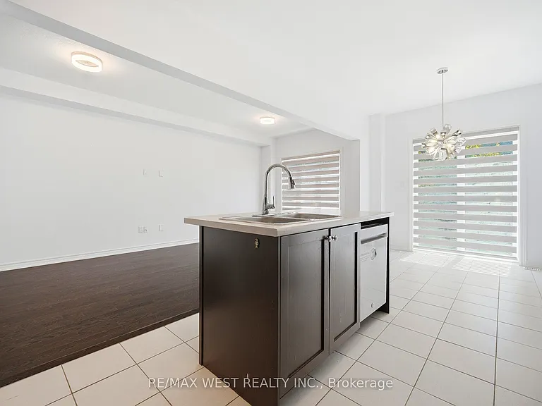 26 Hines St — Photo 16