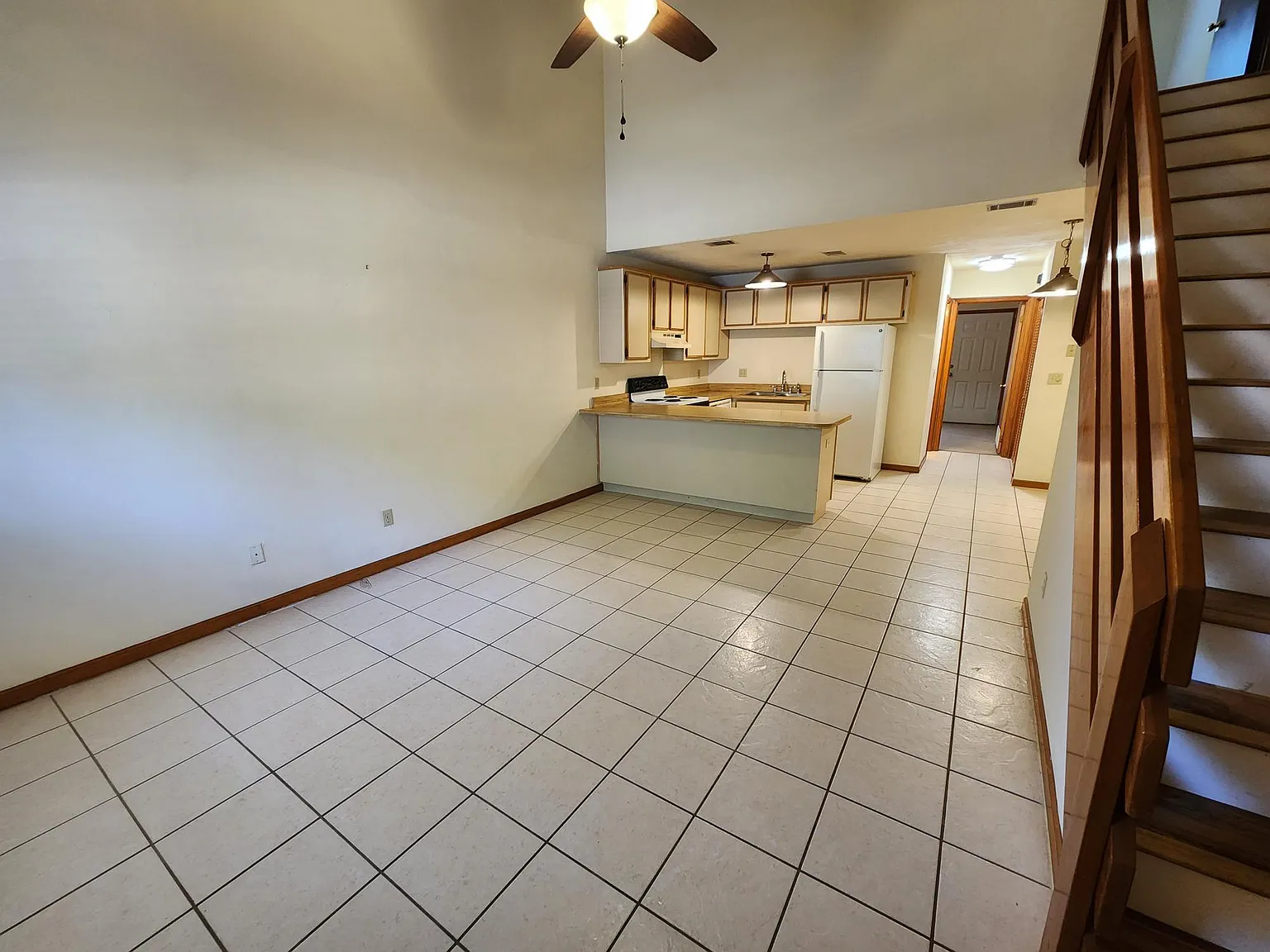 2 bed, 928 sqft, $1,400 — Photo 4