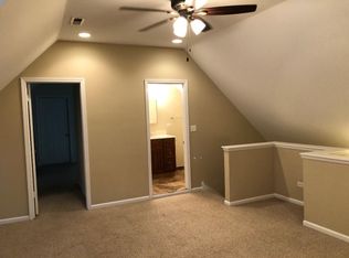 1709 W Irving Park Rd #2, Chicago, IL 60613