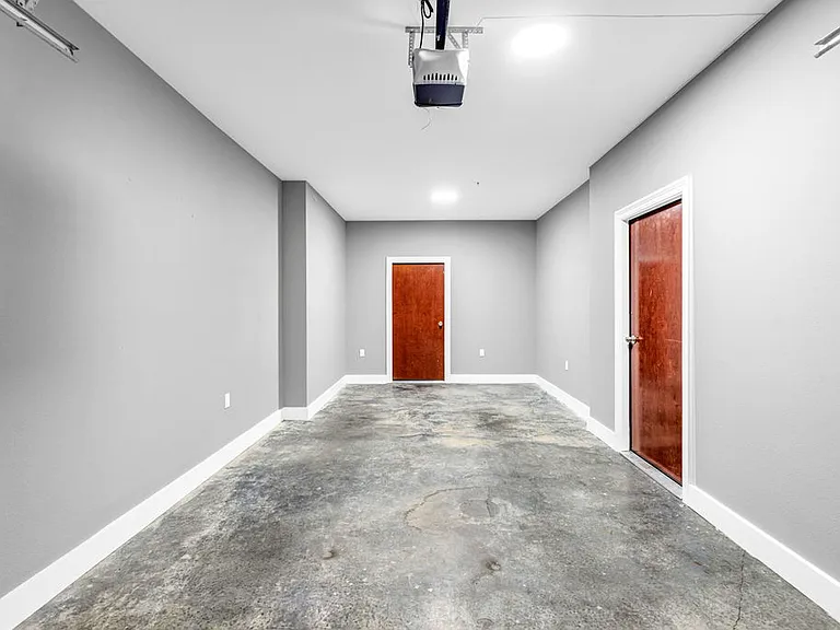 109 E Orchard Loop — Photo 24