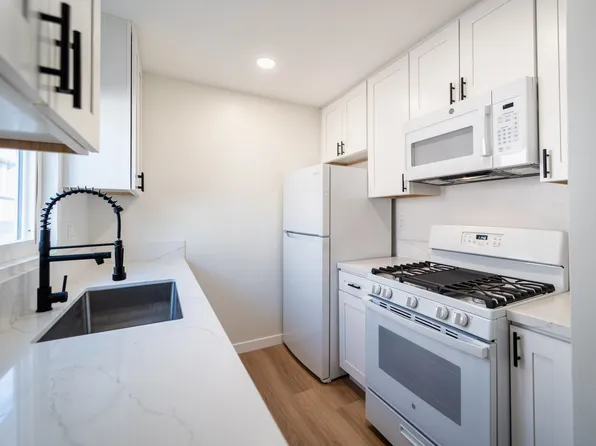 4348 50th St #8, San Diego, CA 92115