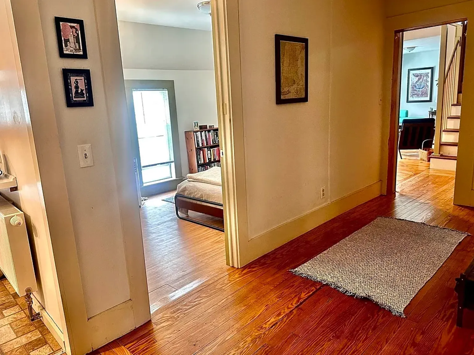 2 bed, 1100 sqft, $2,690 — Photo 3