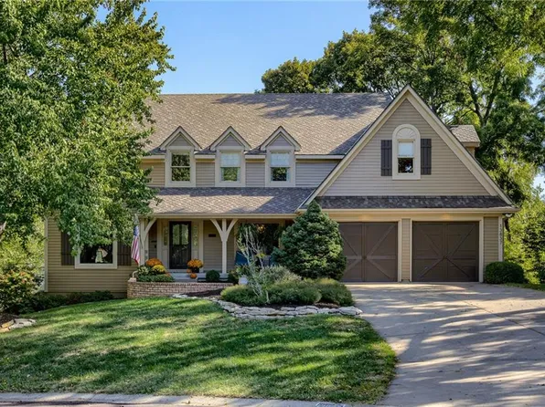 13837 Goodman St, Overland Park, KS 66223